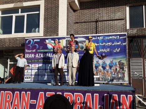 قهرمانی صفرزاده در مرحله چهارم تور دوچرخه سواری ایران - آذربایجان