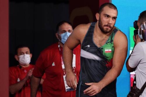 امیرحسین زارع پرچمدار ایران در اختتامیه المپیک شد