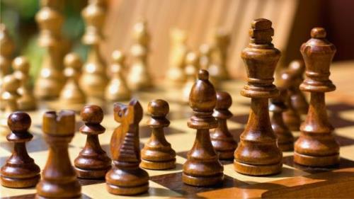 حضور مرد غیر شطرنجی به سبب کاهش هزینه ها!