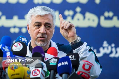 انتقال وزیر ورزش و برخی از مصدومان سانحه سقوط بالگرد به تهران